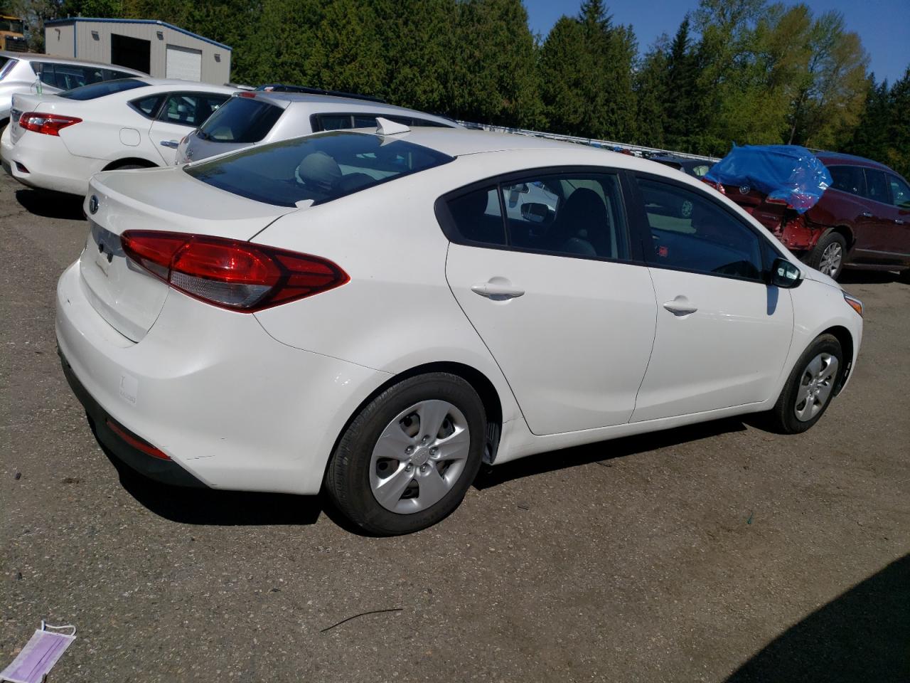 3KPFL4A79JE247076 2018 Kia Forte Lx