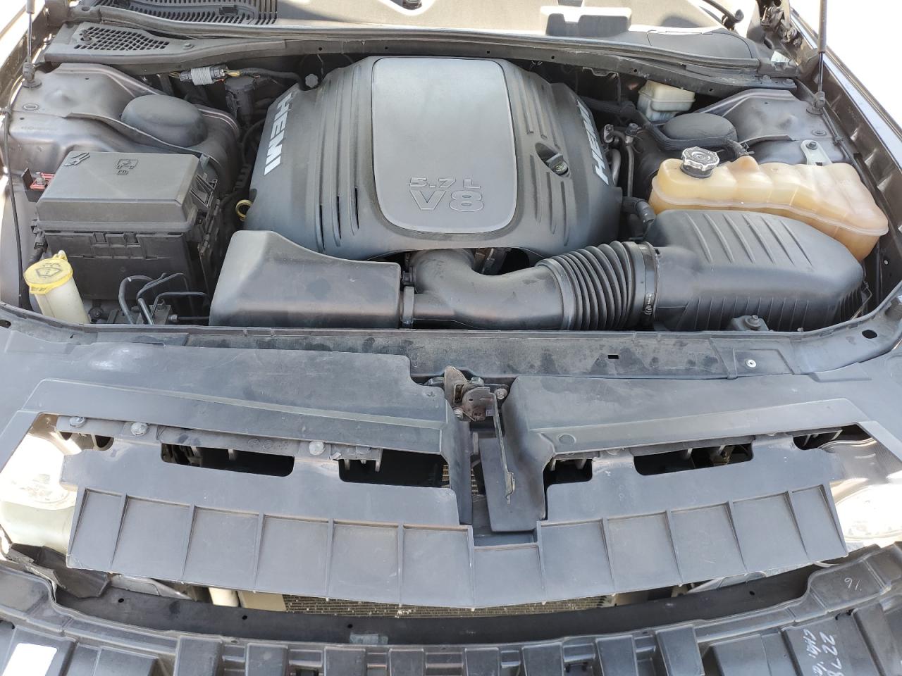 2C3CDYBT8EH214393 2014 Dodge Challenger R/T