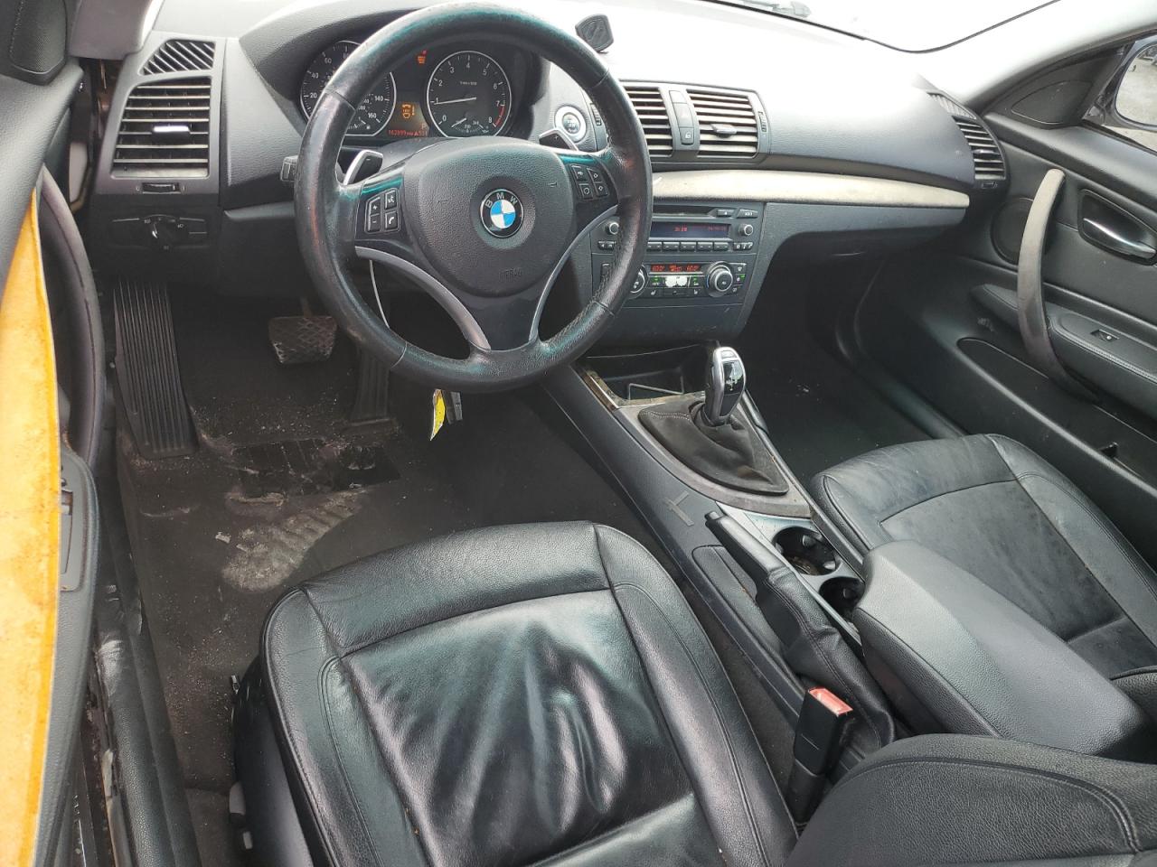 WBAUC9C53BVM09276 2011 BMW 135 I