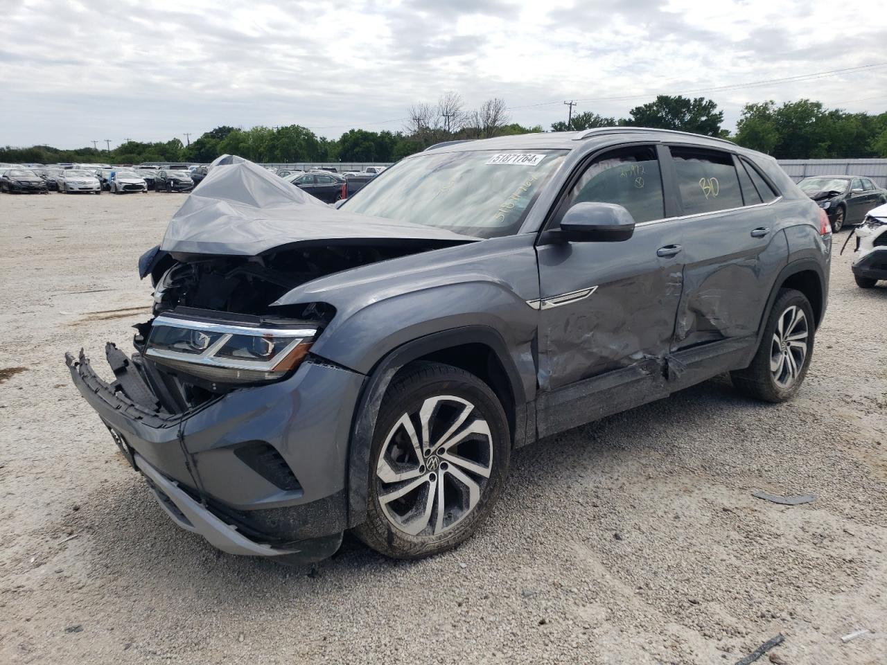 2020 Volkswagen Atlas Cross Sport Se vin: 1V2YE2CA8LC215972