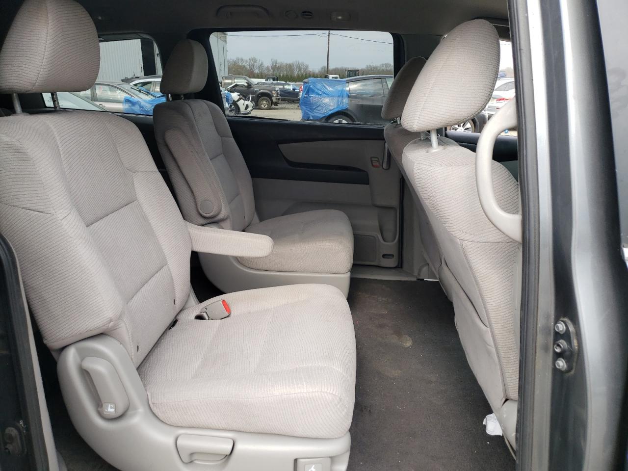 5FNRL5H22BB065177 2011 Honda Odyssey Lx