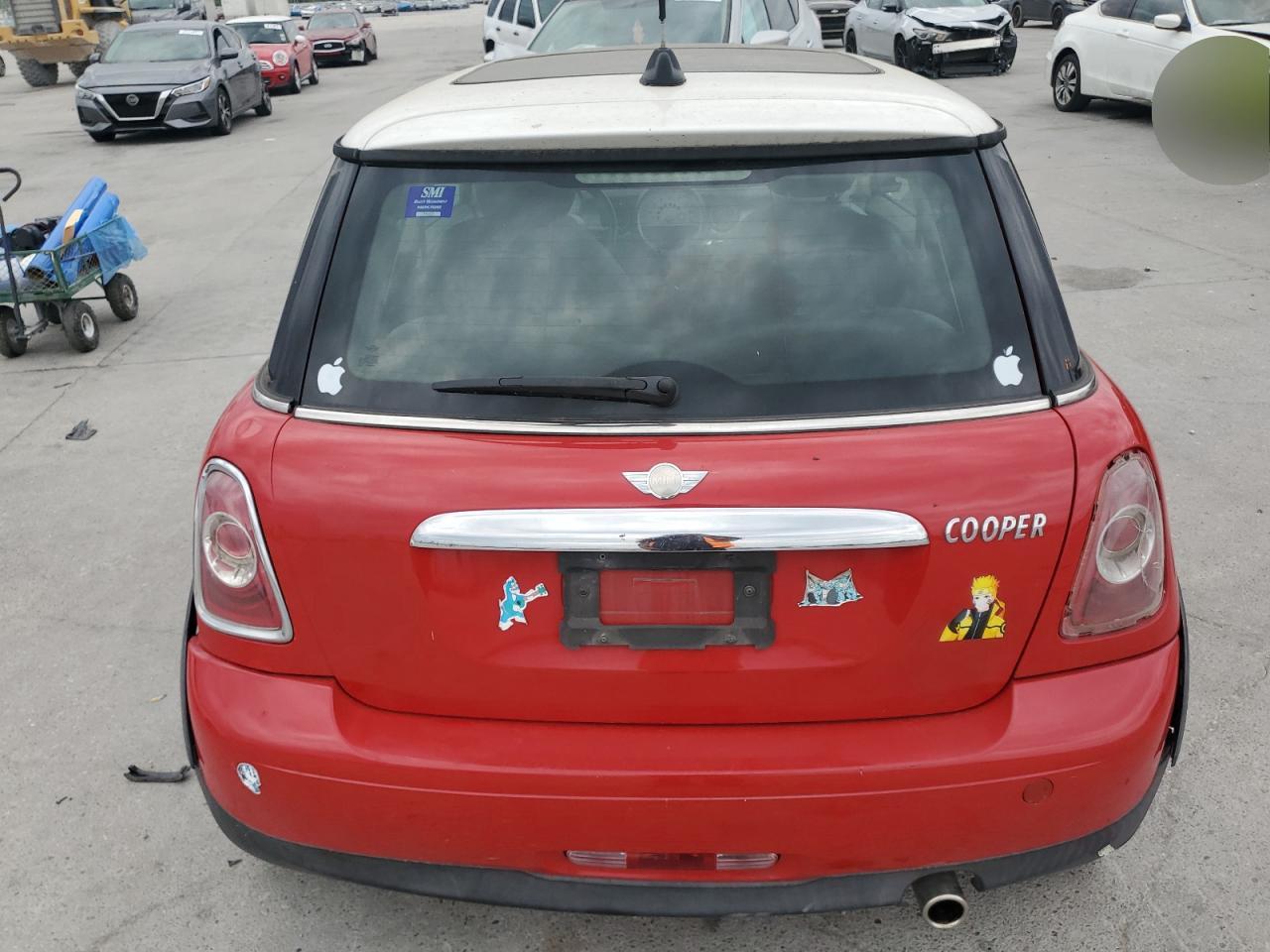 2013 Mini Cooper vin: WMWSU3C51DT690302