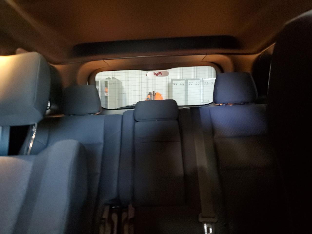 1C4RJFAG6JC503177 2018 Jeep Grand Cherokee Laredo