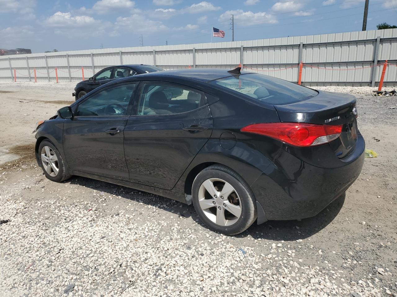 5NPDH4AE0DH402153 2013 Hyundai Elantra Gls