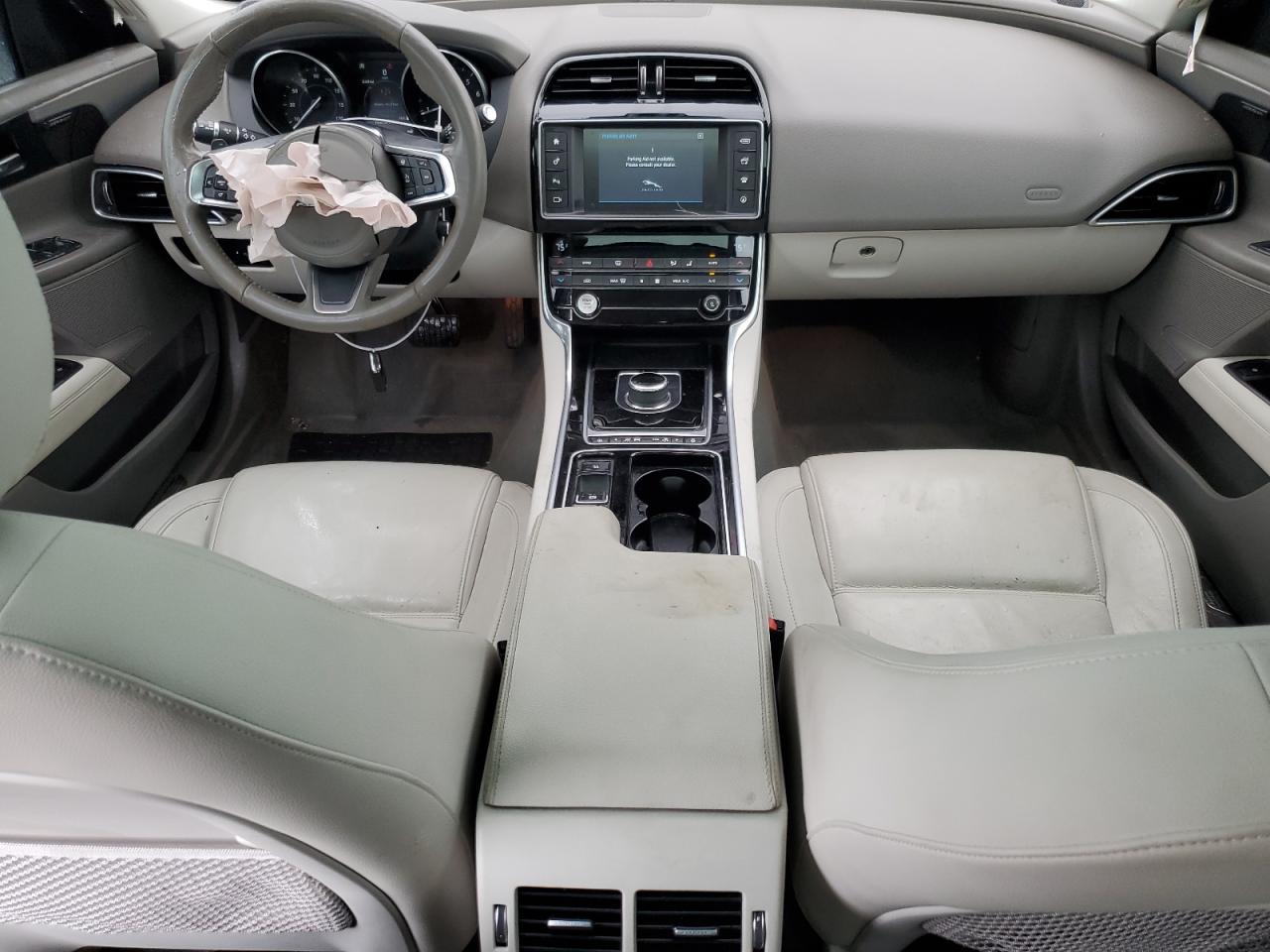 SAJAK4EV9JCP22725 2018 Jaguar Xe Prestige