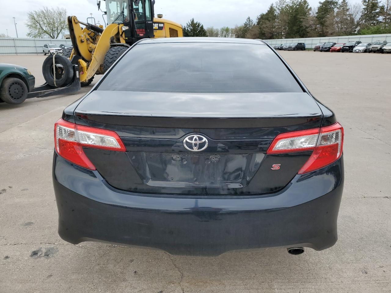 4T1BF1FK8EU764843 2014 Toyota Camry L