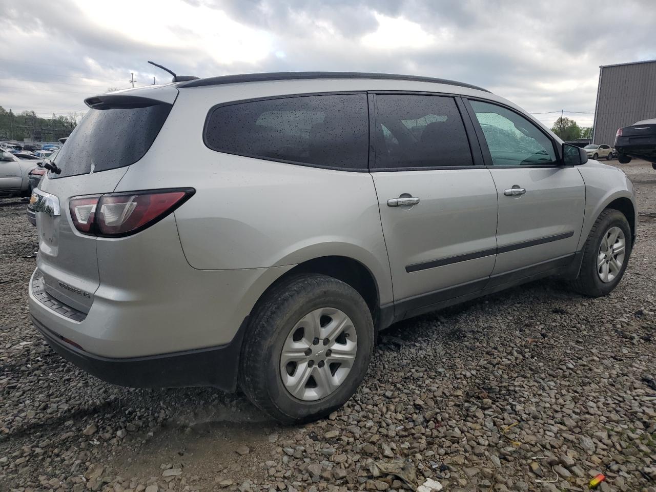 2016 Chevrolet Traverse Ls vin: 1GNKRFED2GJ244564