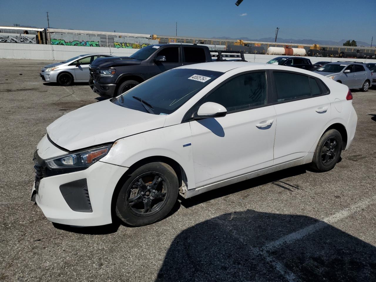 2018 Hyundai Ioniq Blue vin: KMHC65LC6JU061020