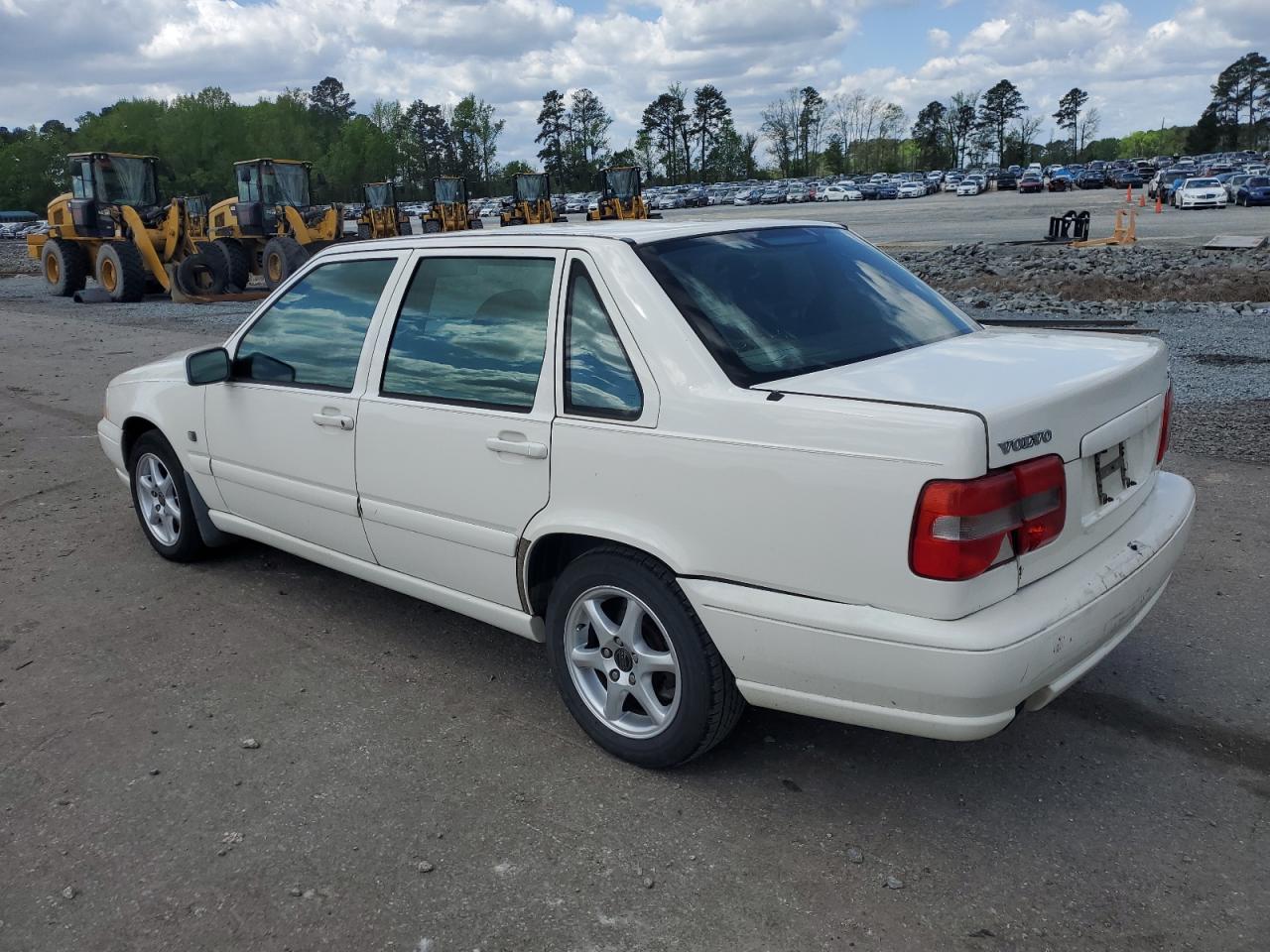 YV1LS56D4Y2637059 2000 Volvo S70 Glt