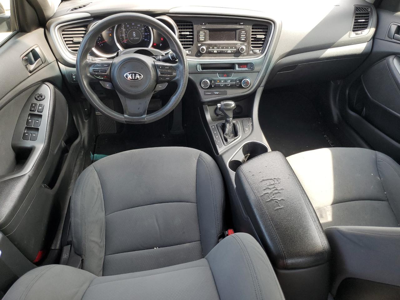 KNAGM4A73F5625930 2015 Kia Optima Lx