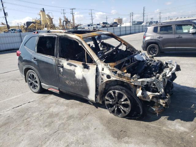 2019 Subaru Forester Sport VIN: JF2SKAPCXKH505249 Lot: 52565084