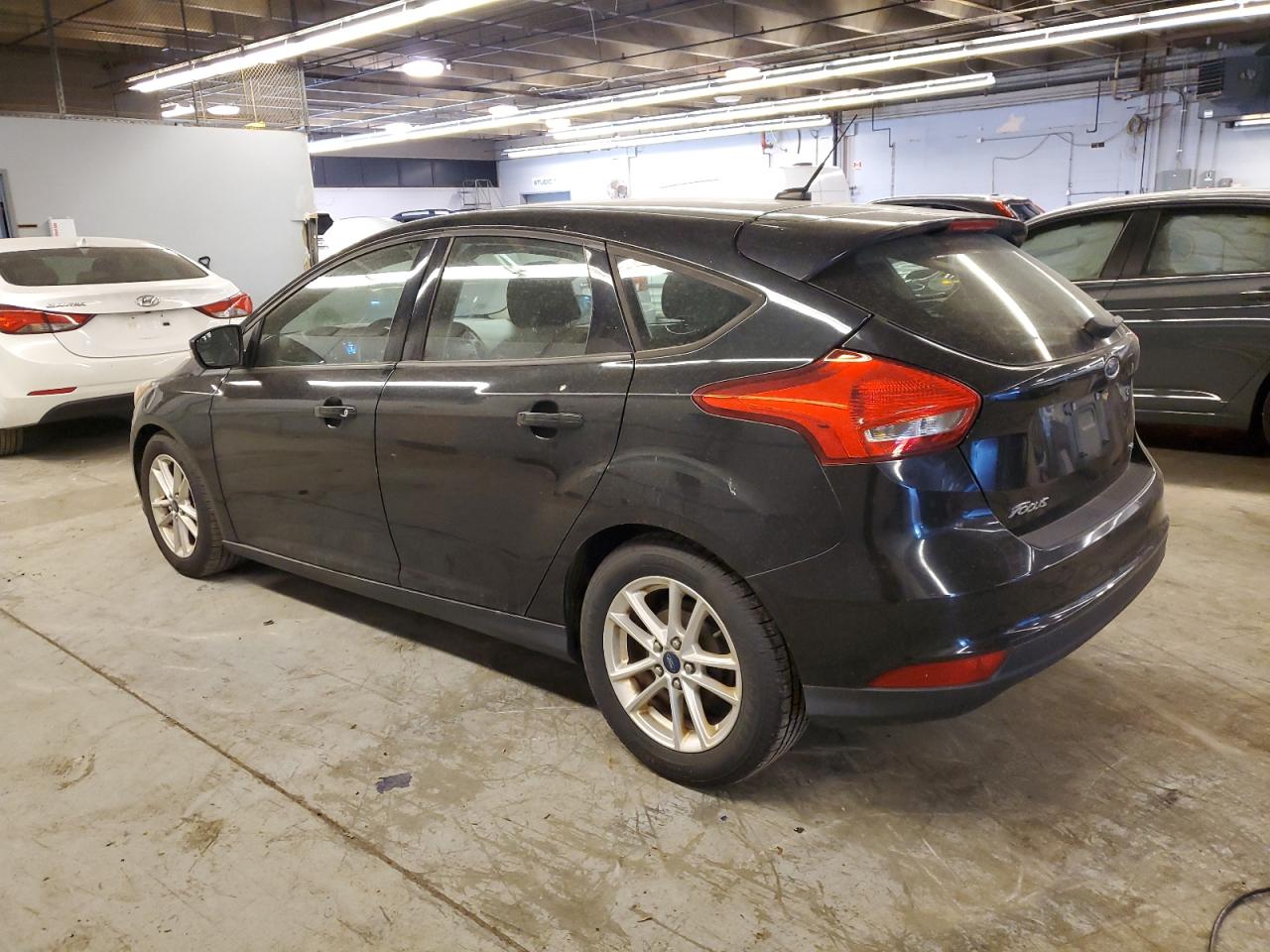 2015 Ford Focus Se vin: 1FADP3K25FL243555