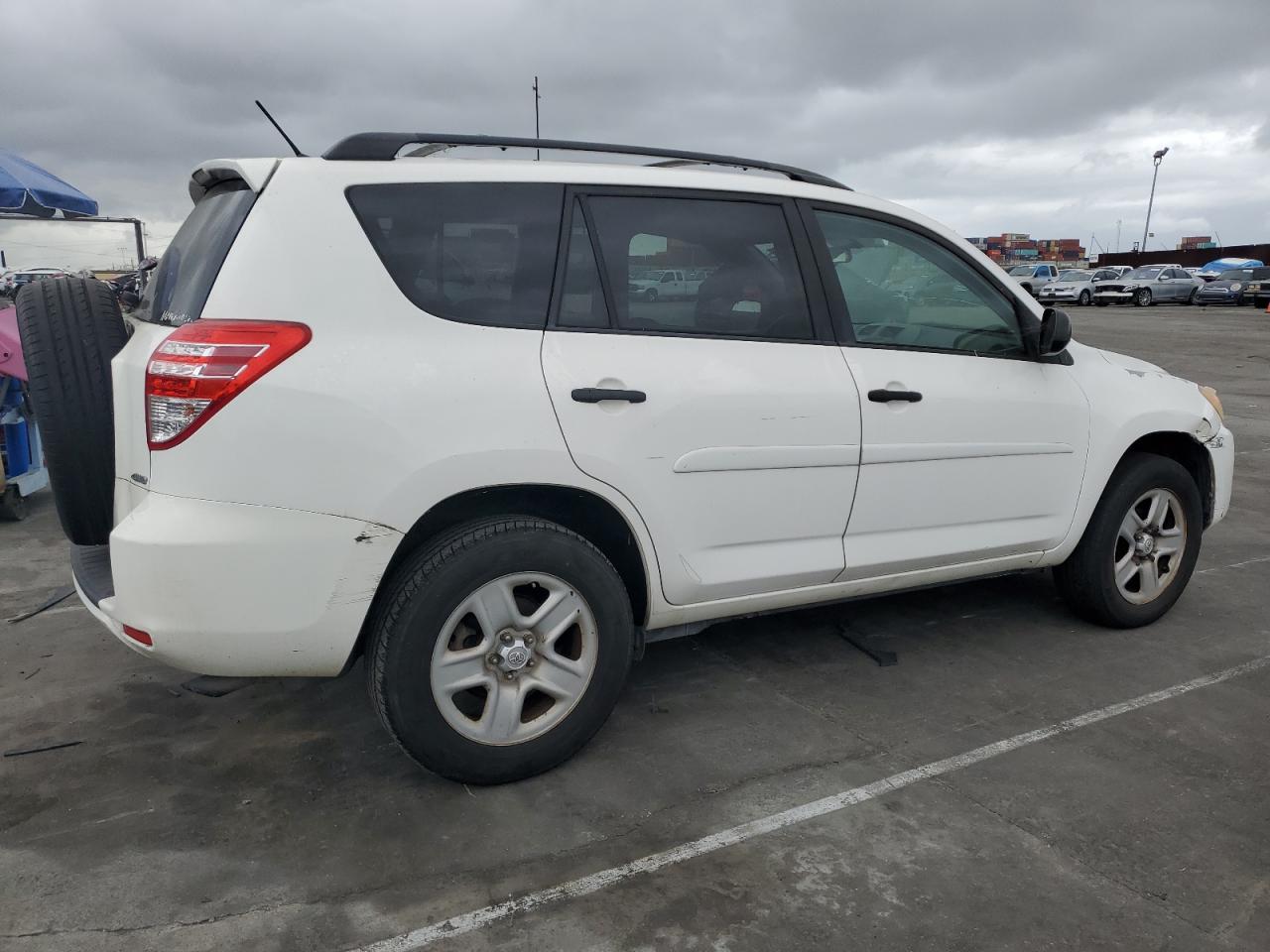 2T3BF4DV5BW087008 2011 Toyota Rav4