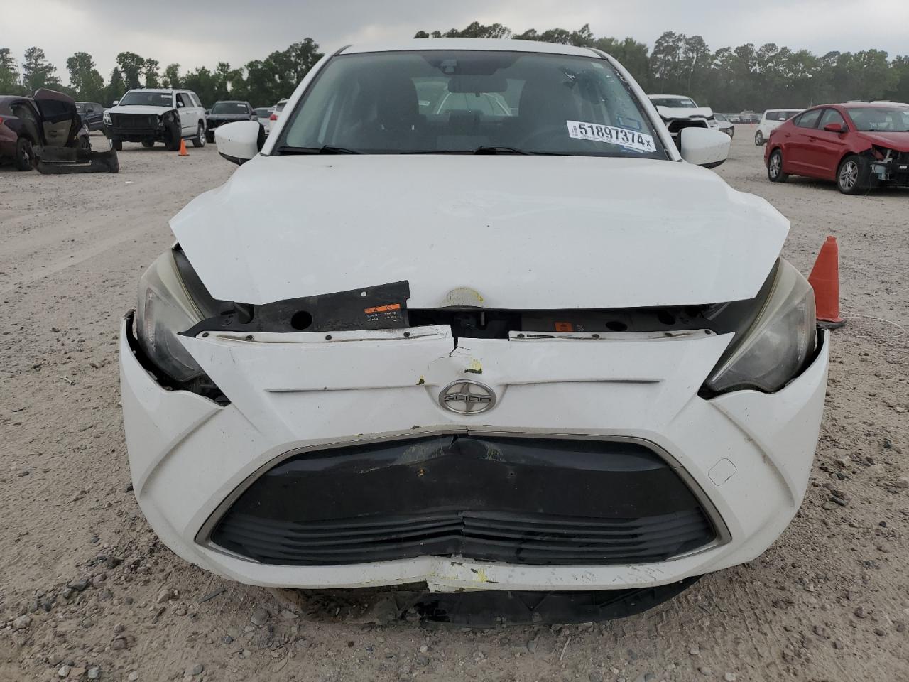 3MYDLBZV3GY138801 2016 Toyota Scion Ia