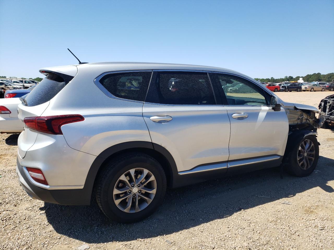 5NMS23AD8KH119763 2019 Hyundai Santa Fe Se