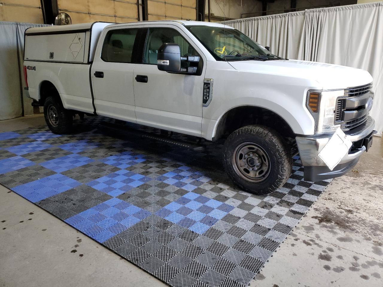 2019 Ford F250 Super Duty vin: 1FT7W2B60KED00010