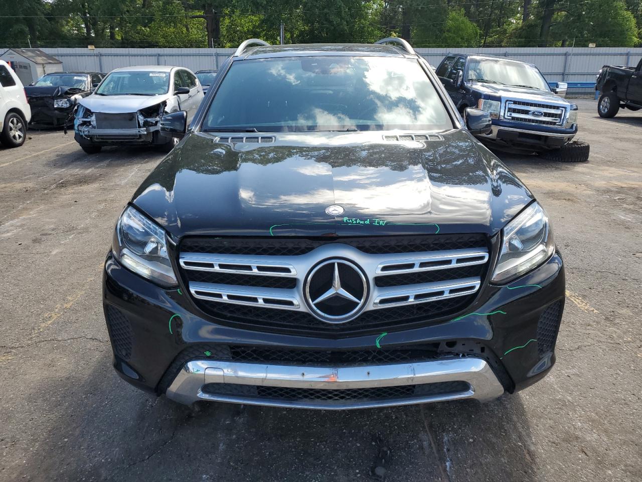 4JGDF6EE8HA938157 2017 Mercedes-Benz Gls 450 4Matic