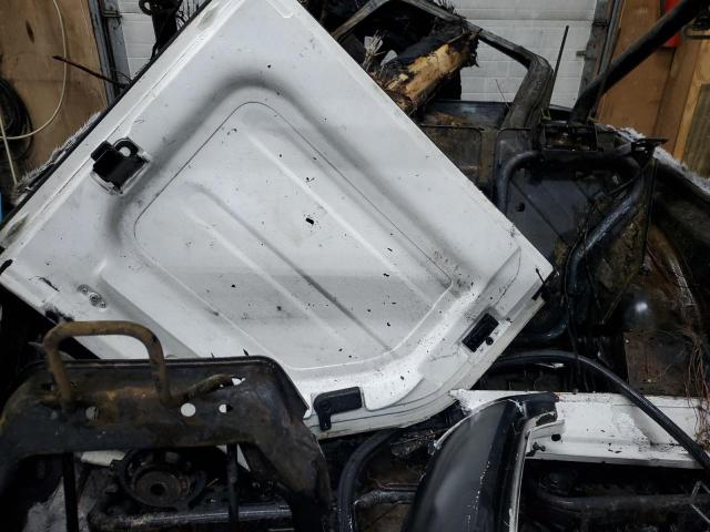 2015 Jeep Wrangler Unlimited Sahara VIN: 1C4BJWEG8FL548138 Lot: 49182274