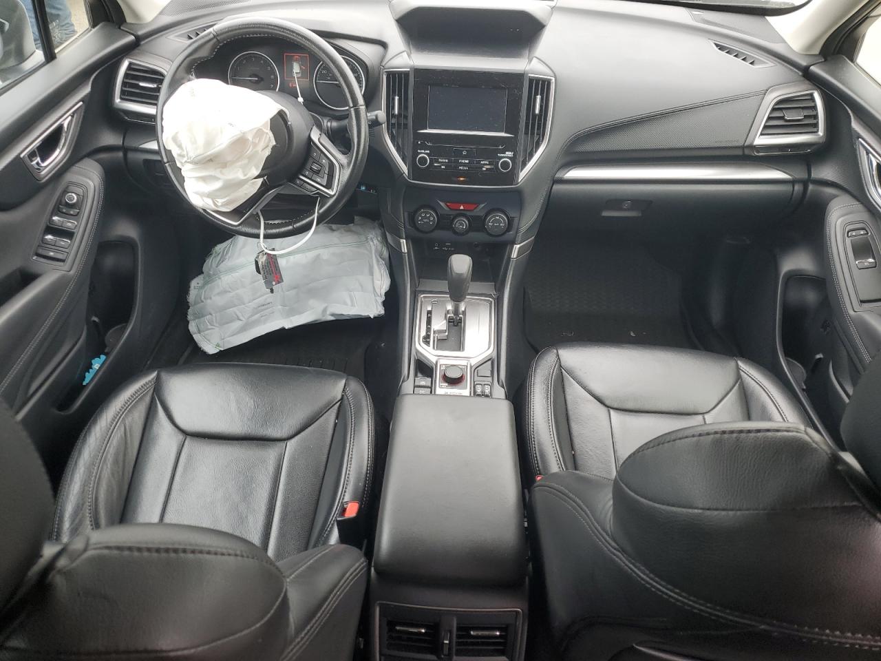 JF2SKAECXKH418759 2019 Subaru Forester Premium