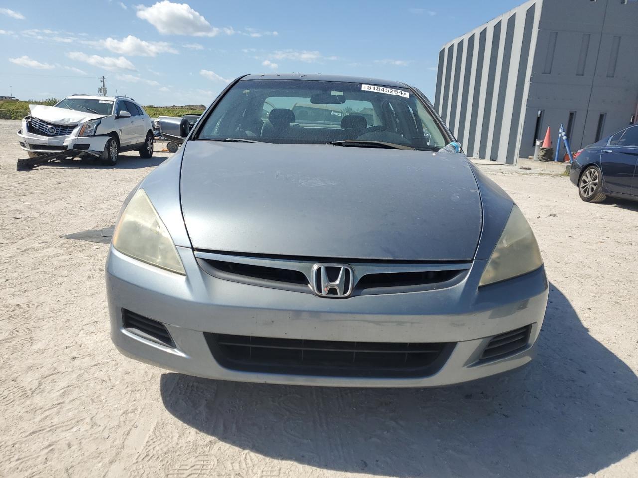 1HGCM56327A087423 2007 Honda Accord Se