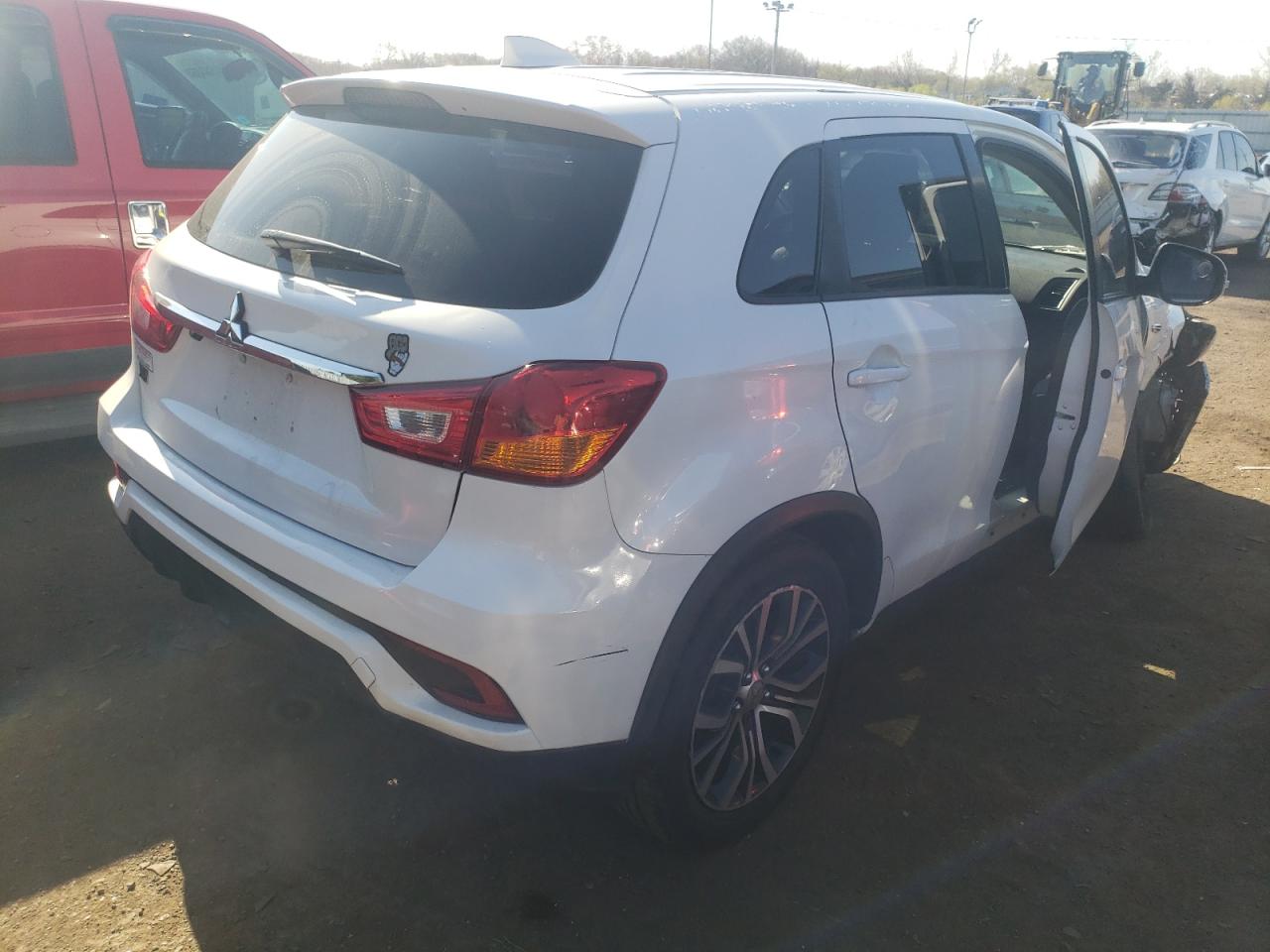 JA4AP3AUXJZ028091 2018 Mitsubishi Outlander Sport Es