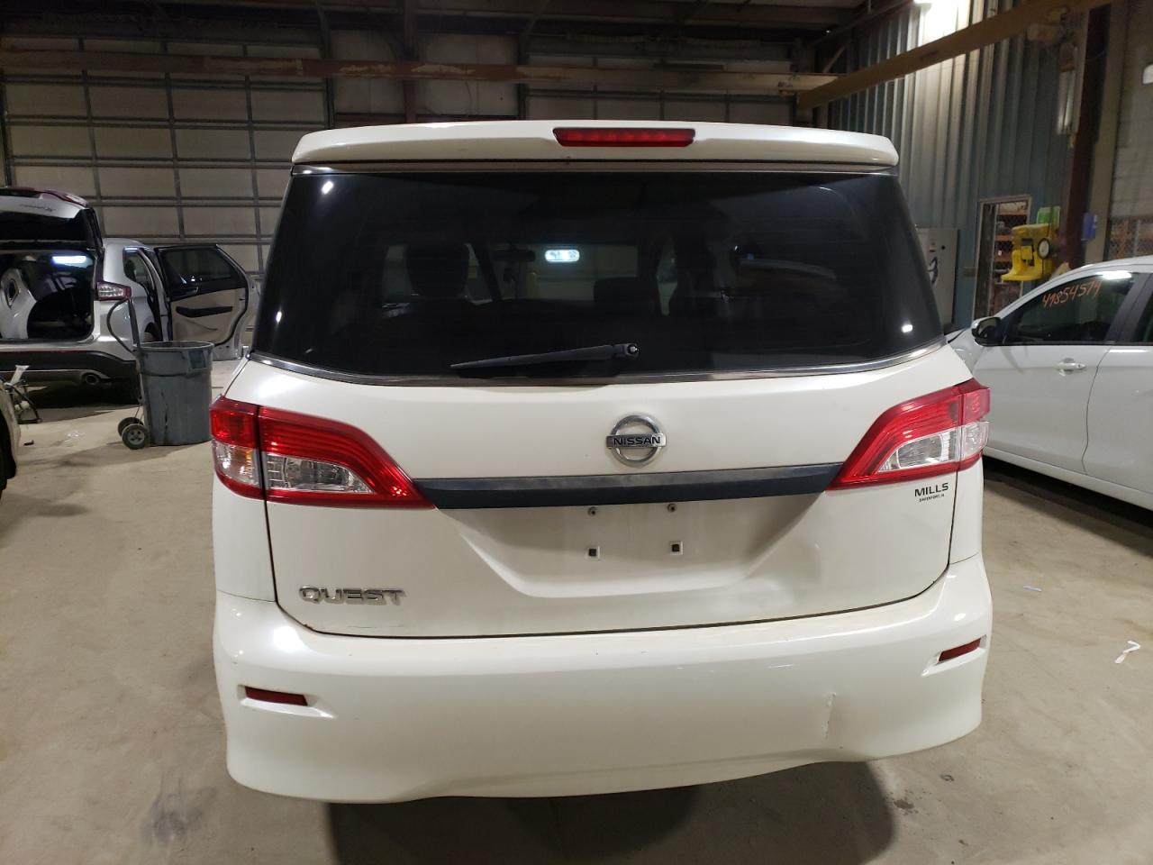 JN8AE2KP4E9107099 2014 Nissan Quest S