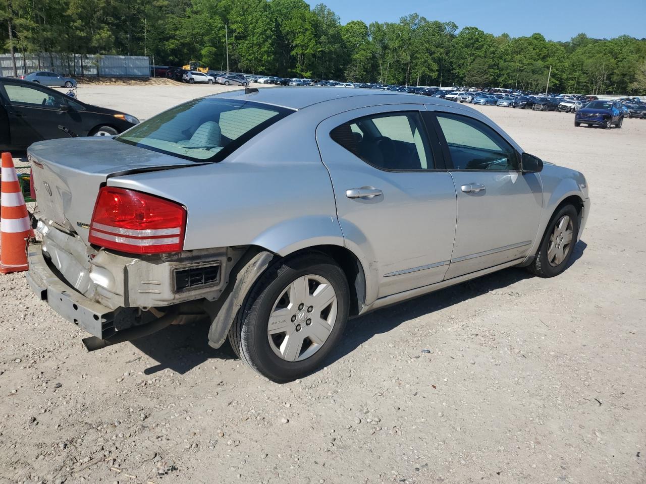 1B3LC46R58N281312 2008 Dodge Avenger Se