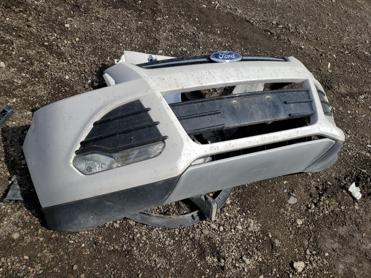 1FMCU0J91FUB91987 2015 Ford Escape Titanium