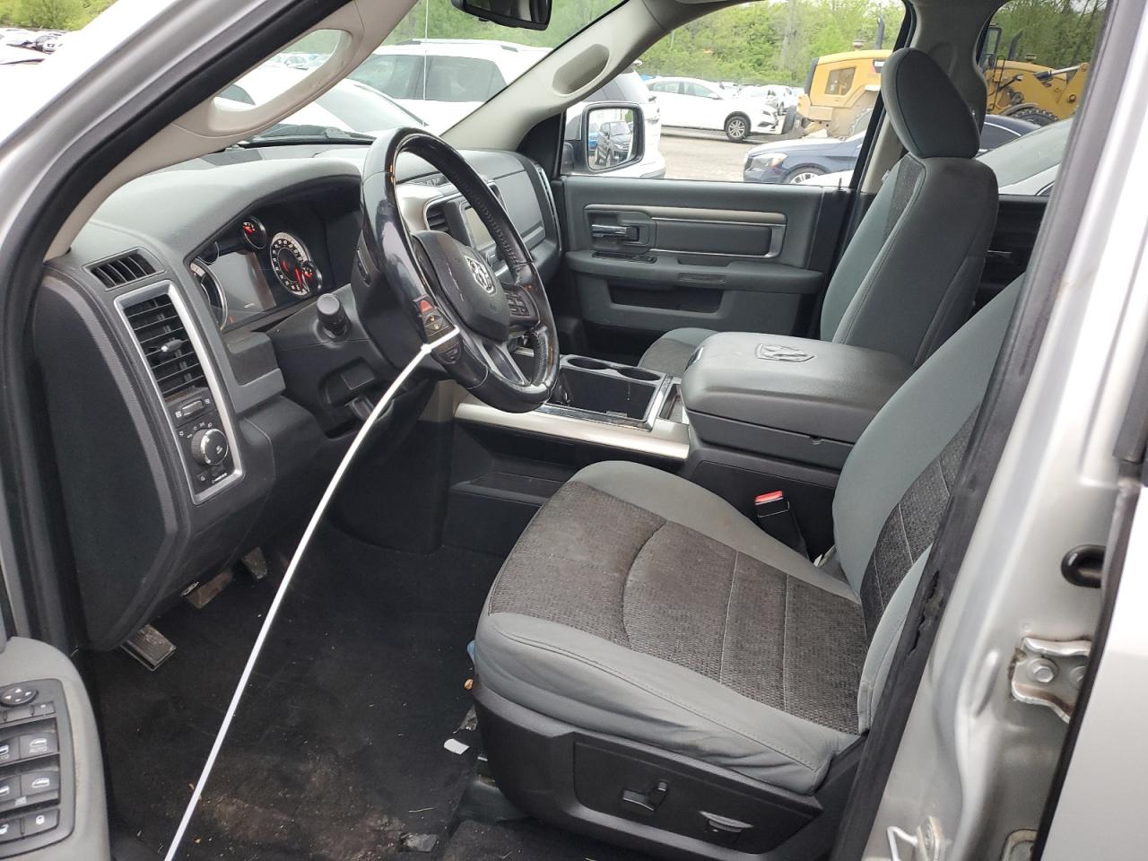 1C6RR6GG6DS640850 2013 Ram 1500 Slt