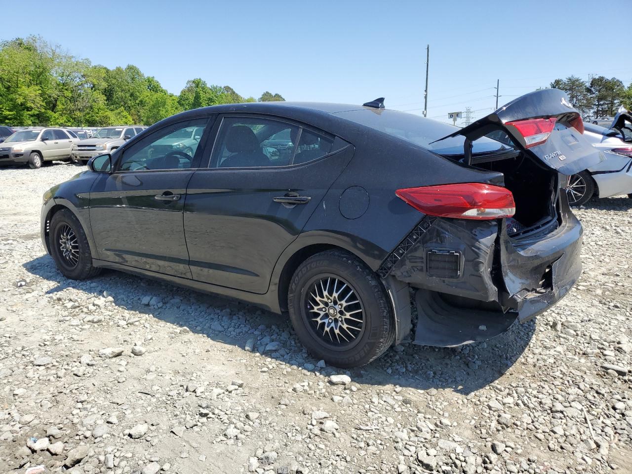 5NPD74LF6HH070461 2017 Hyundai Elantra Se