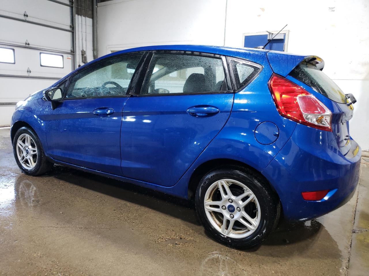 2019 Ford Fiesta Se vin: 3FADP4EJ2KM118661