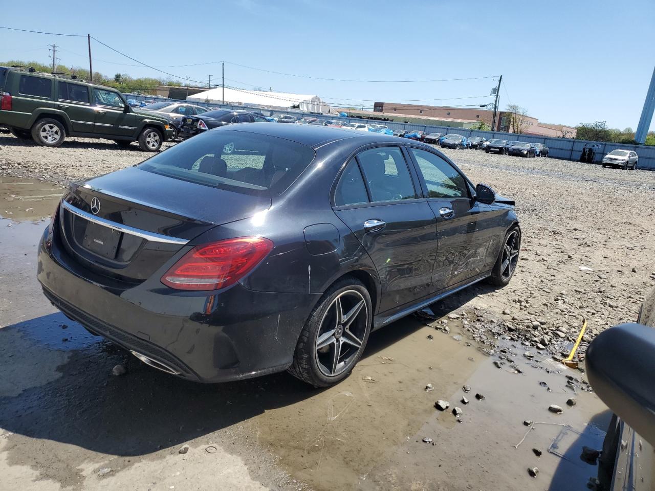 55SWF4KB0HU211046 2017 Mercedes-Benz C 300 4Matic