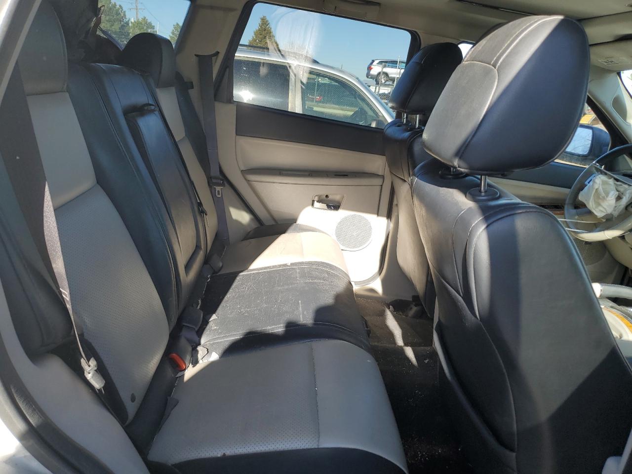 1J8HR58N28C162673 2008 Jeep Grand Cherokee Limited