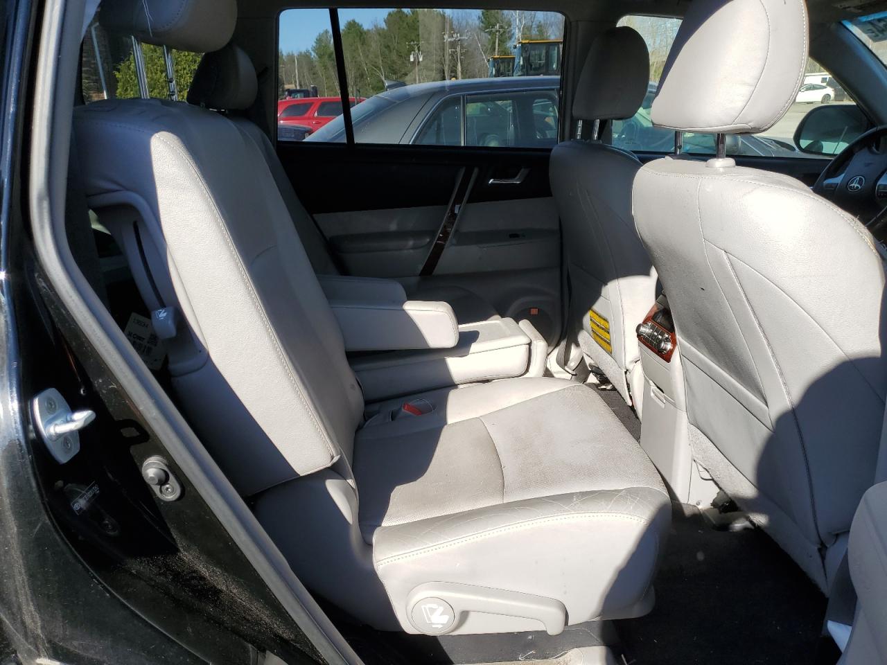 JTEDC3EH7D2013262 2013 Toyota Highlander Hybrid Limited