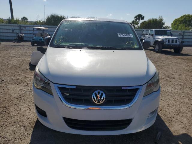 2010 Volkswagen Routan S VIN: 2V4RW4D12AR230815 Lot: 46489964