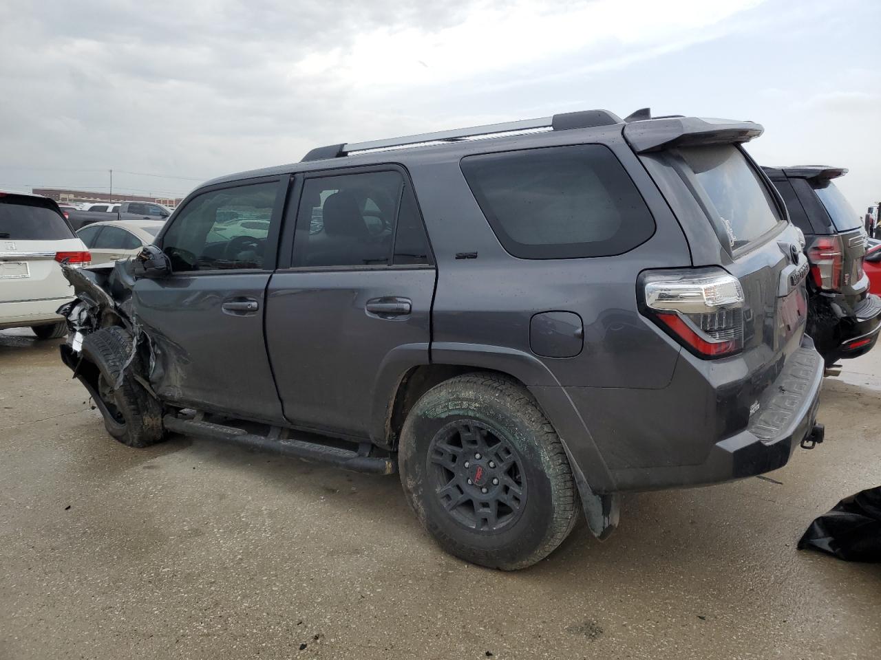 JTEEU5JR5P5300162 2023 Toyota 4Runner Sr5