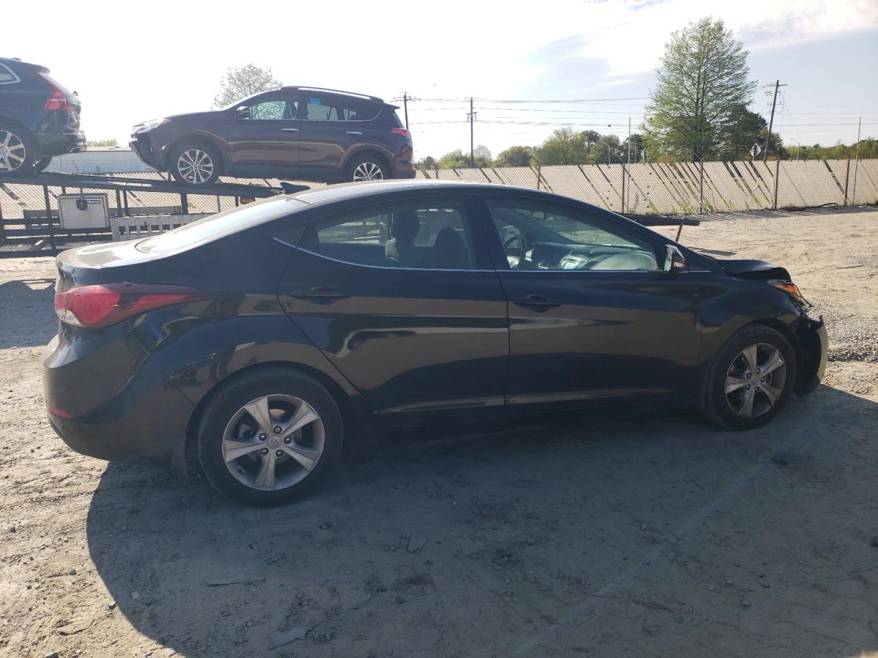 5NPDH4AE7GH763335 2016 Hyundai Elantra Se