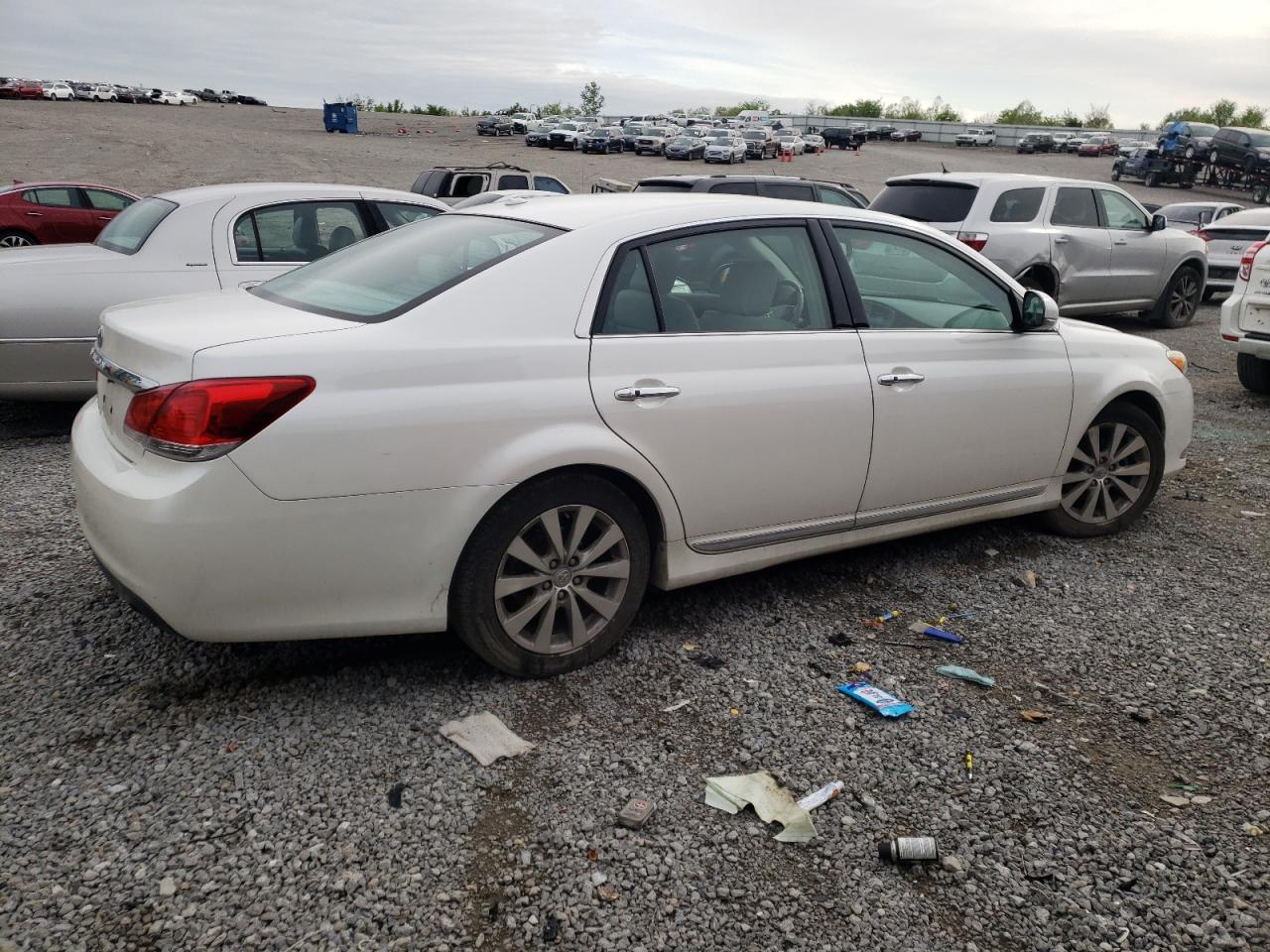 4T1BK3DB0BU429954 2011 Toyota Avalon Base