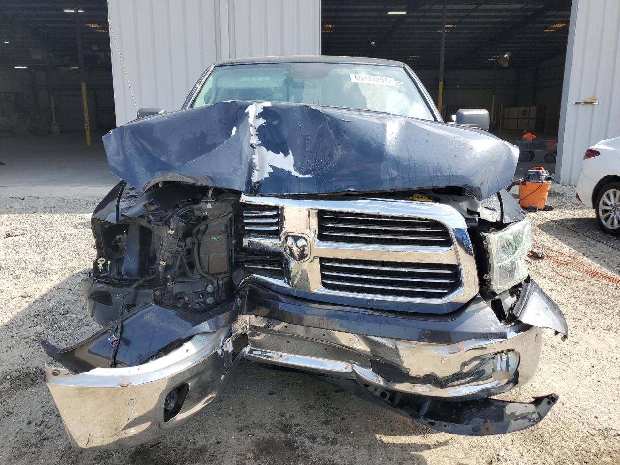 1C6RR6GT1HS651144 2017 Ram 1500 Slt