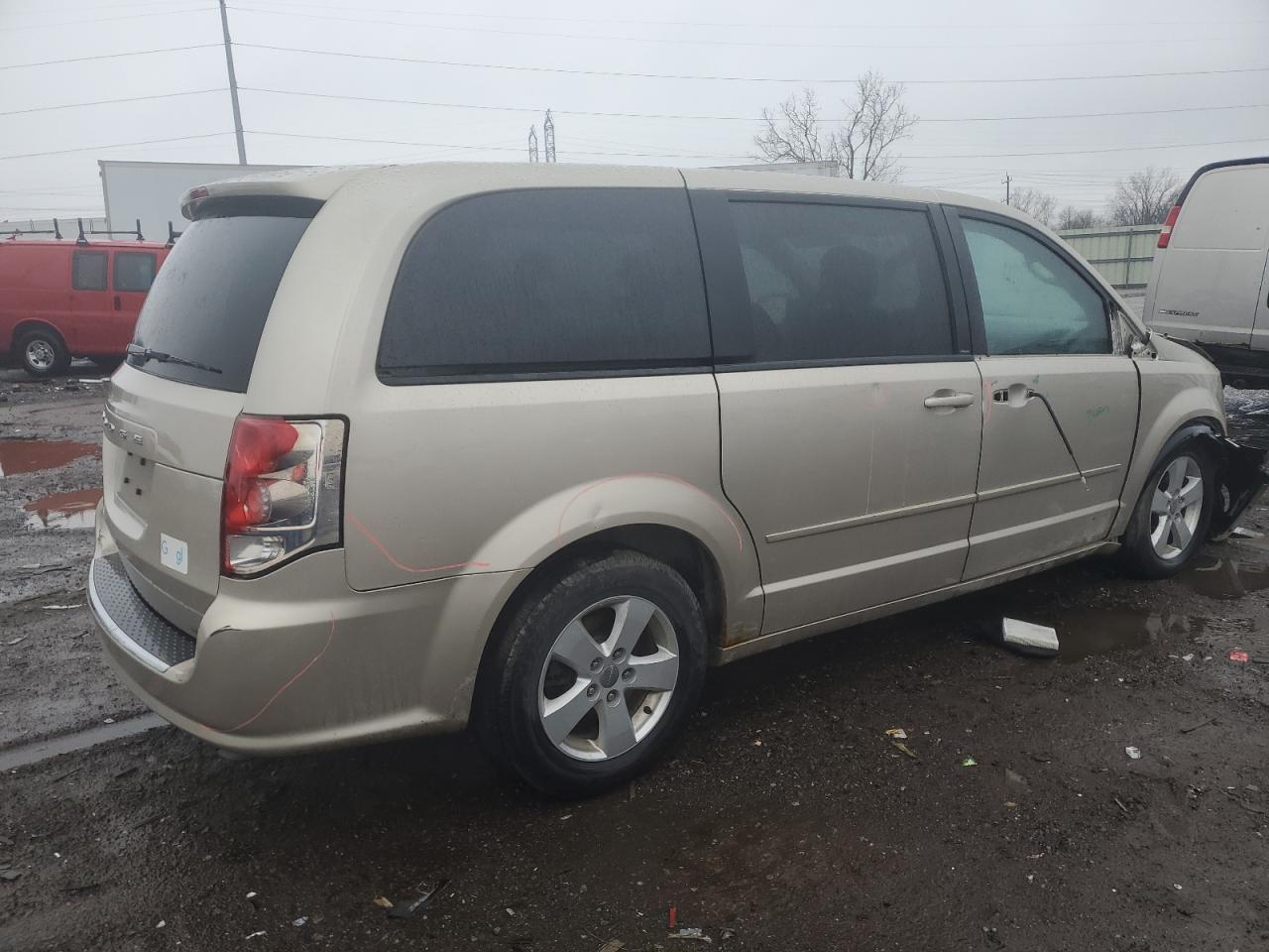 2C4RDGBG3DR537133 2013 Dodge Grand Caravan Se