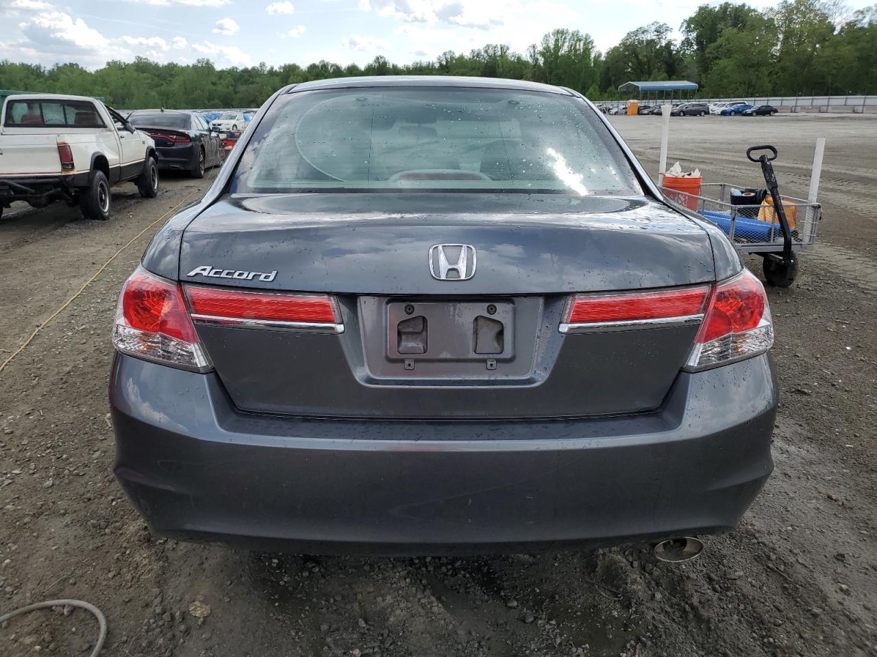 1HGCP2F47BA125459 2011 Honda Accord Lxp