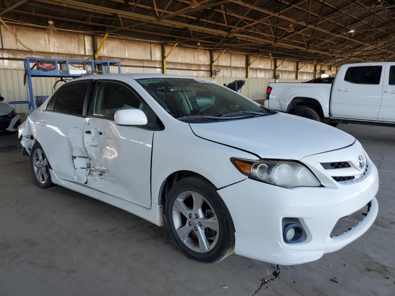 2T1BU4EEXBC747381 2011 Toyota Corolla Base