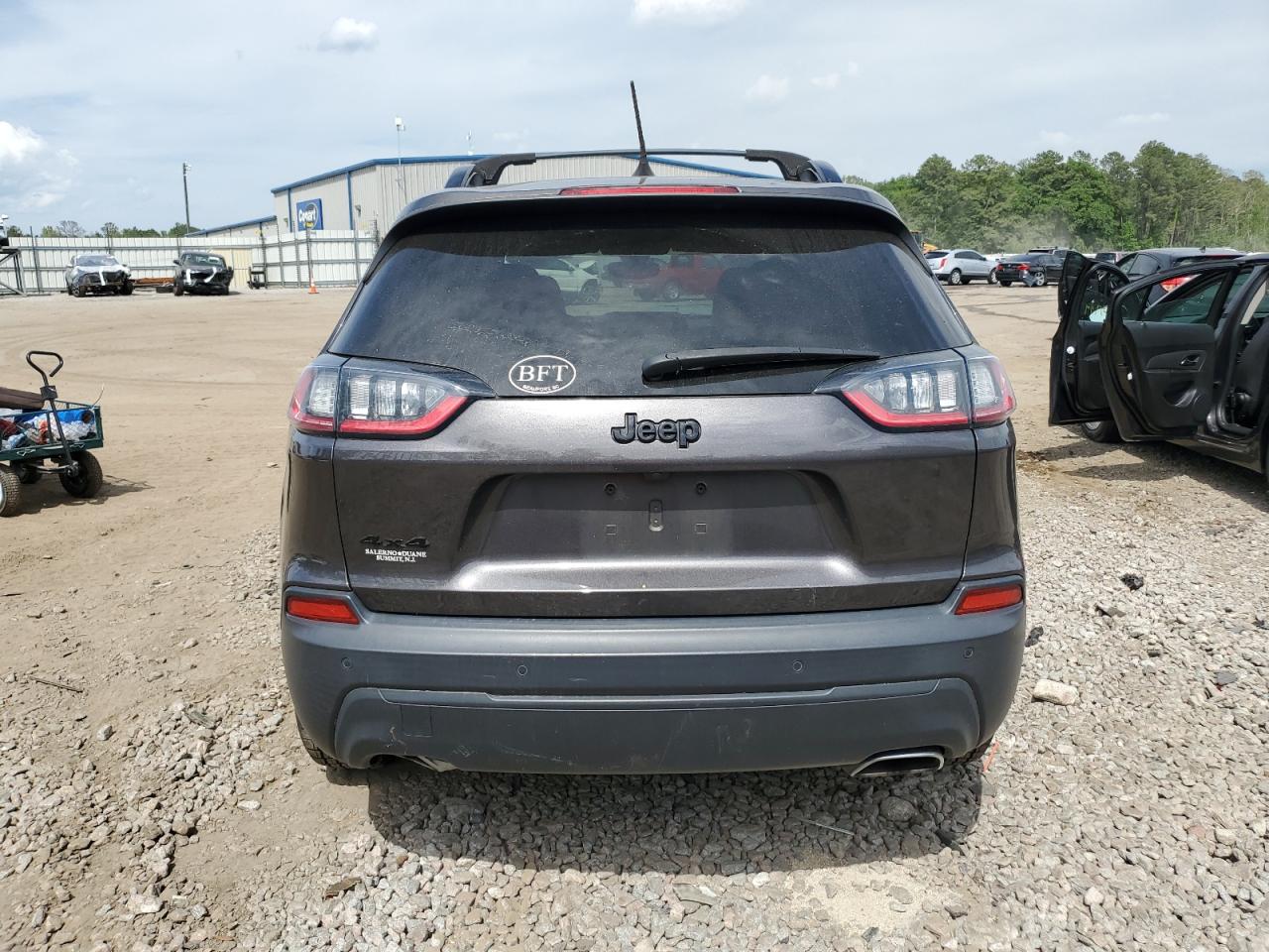 2019 Jeep Cherokee Latitude Plus vin: 1C4PJMLX1KD417280