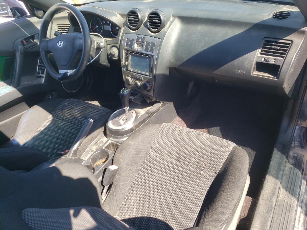 KMHHM65D14U138811 2004 Hyundai Tiburon