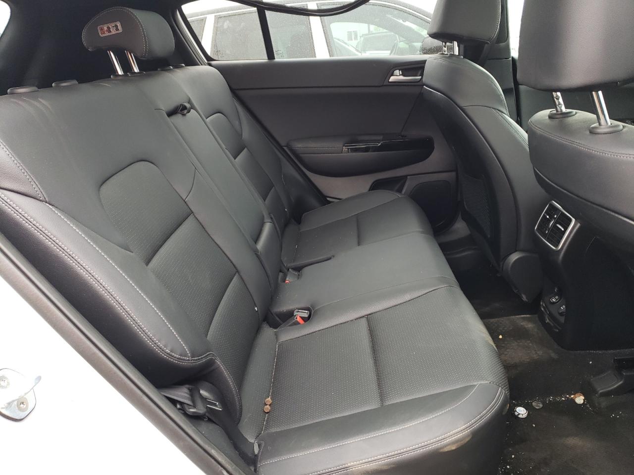 KNDP63AC2L7696363 2020 Kia Sportage S