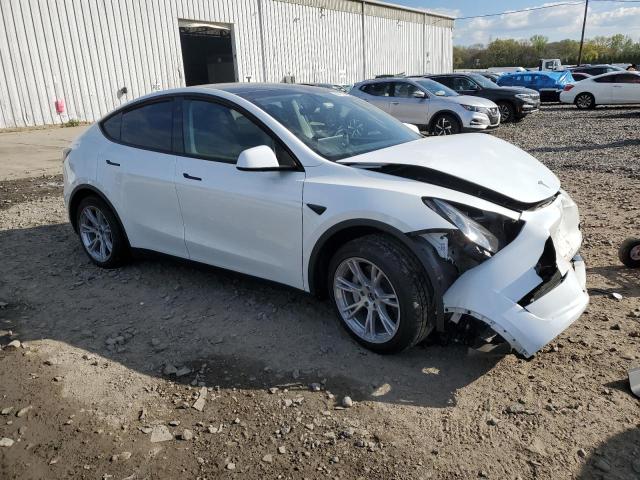 7SAYGDEE3PA099824 Tesla Model Y  4