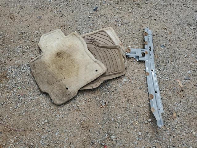 2004 Toyota Prius VIN: JTDKB20U040110702 Lot: 52933844