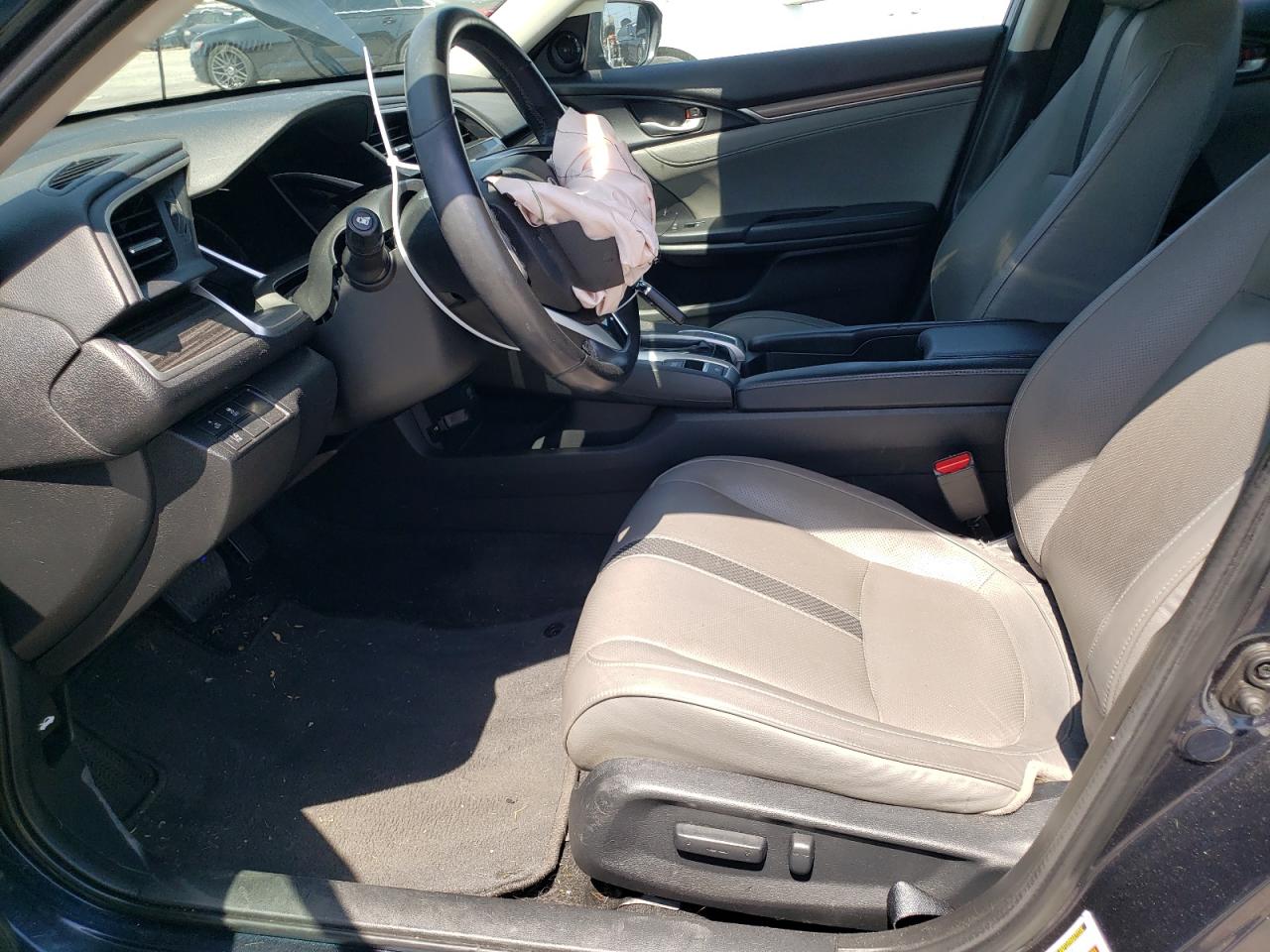 19XFC1F79KE202972 2019 Honda Civic Exl