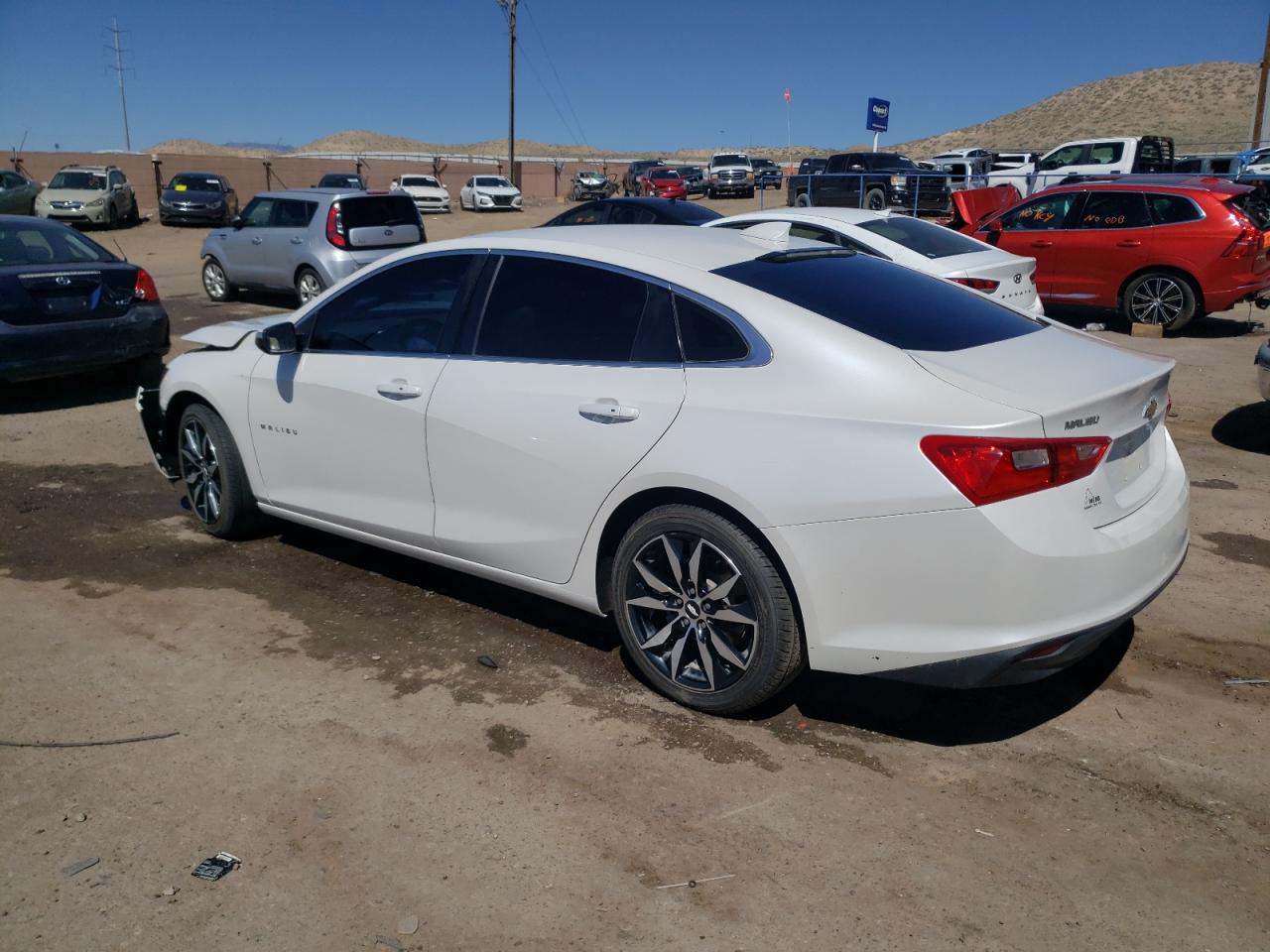 2018 Chevrolet Malibu Lt vin: 1G1ZD5ST8JF293735