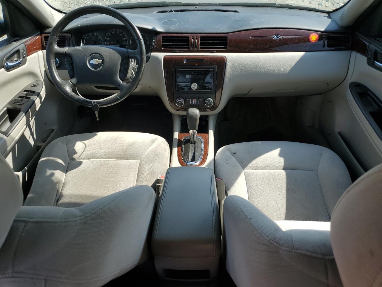 2G1WB5EN8A1209443 2010 Chevrolet Impala Lt